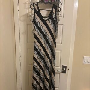 Calvin Klein Size 4 Maxi Dress – Tan & Black Diagonal Stripes, NWT